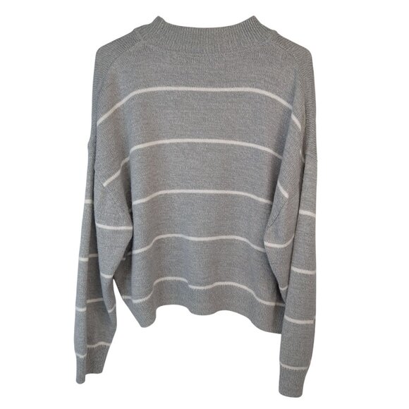 H&M Divided XXL Gray & White Striped Knit Sweater - Picture 2 of 8